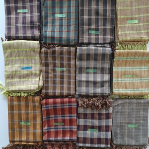 Krama ( foulard rayé) du Cambodge, série Ocre